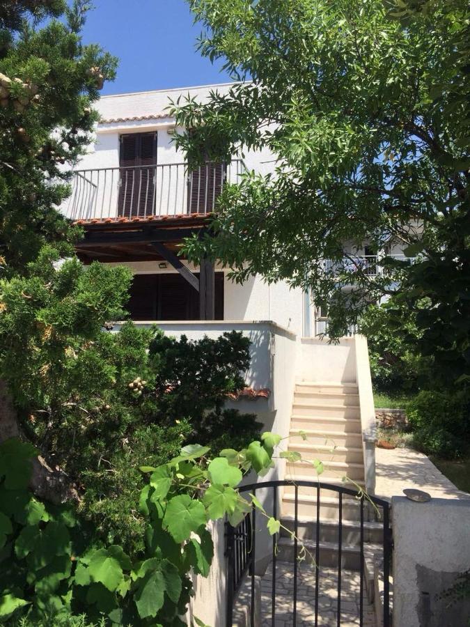Casa Blanka Apartment โนวีวีโนดอลสกี ภายนอก รูปภาพ