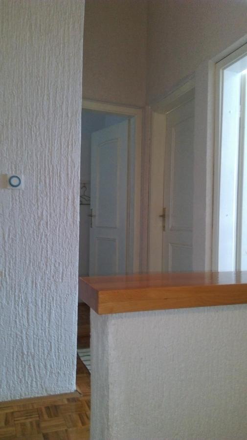 Casa Blanka Apartment โนวีวีโนดอลสกี ภายนอก รูปภาพ